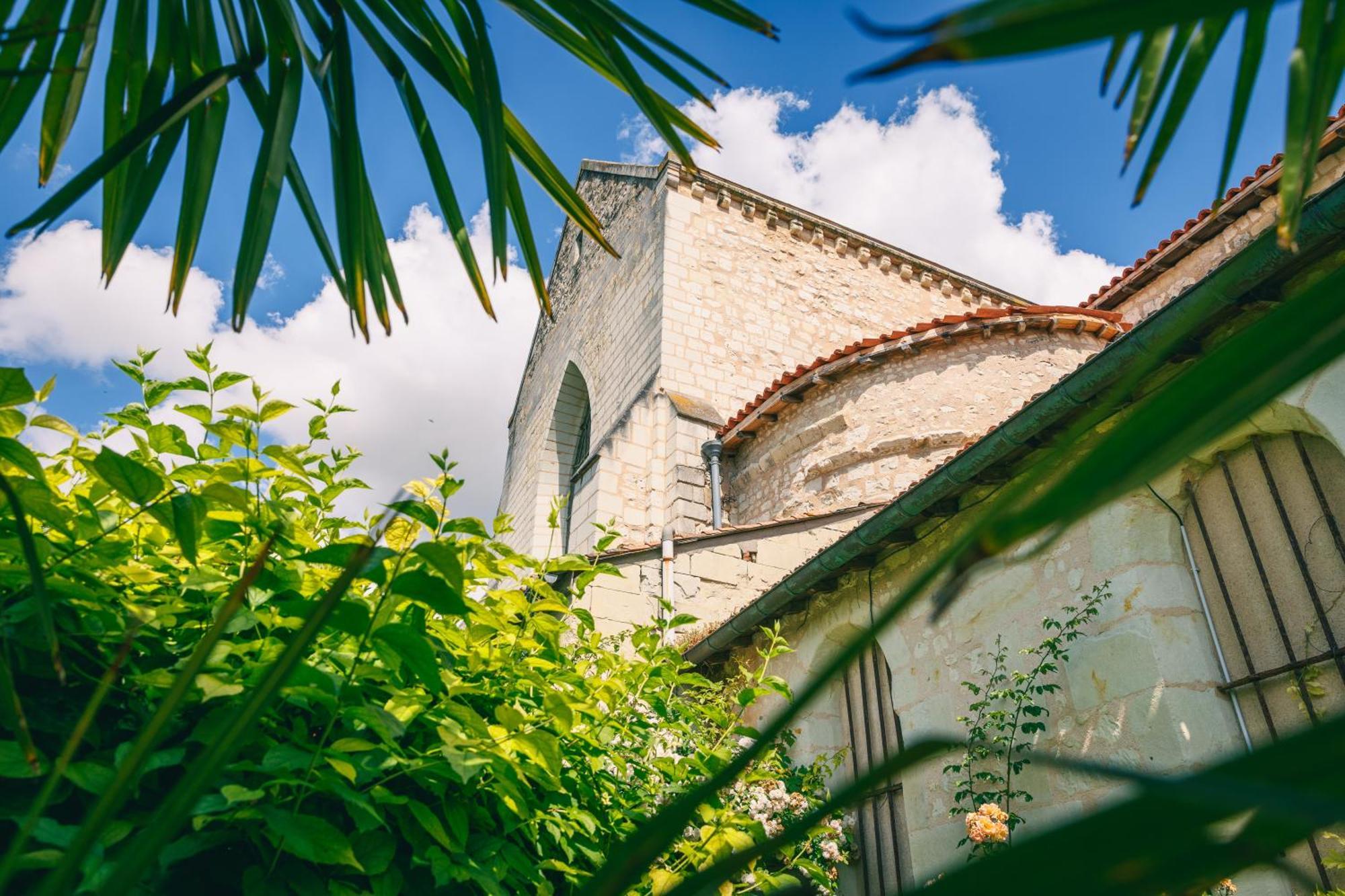 Отель Le Prieure Sainte Croix Лудён Экстерьер фото